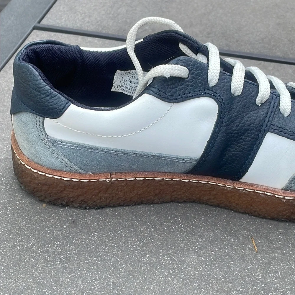 ED - Ellen Stylish Blue and White Sneakers Danby 3 - Picture 13 of 14